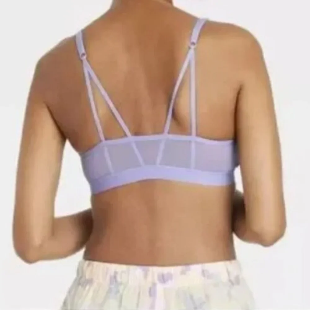 Auden | Mesh Pullover Bralette in Lilac Size M - Picture 2 of 5